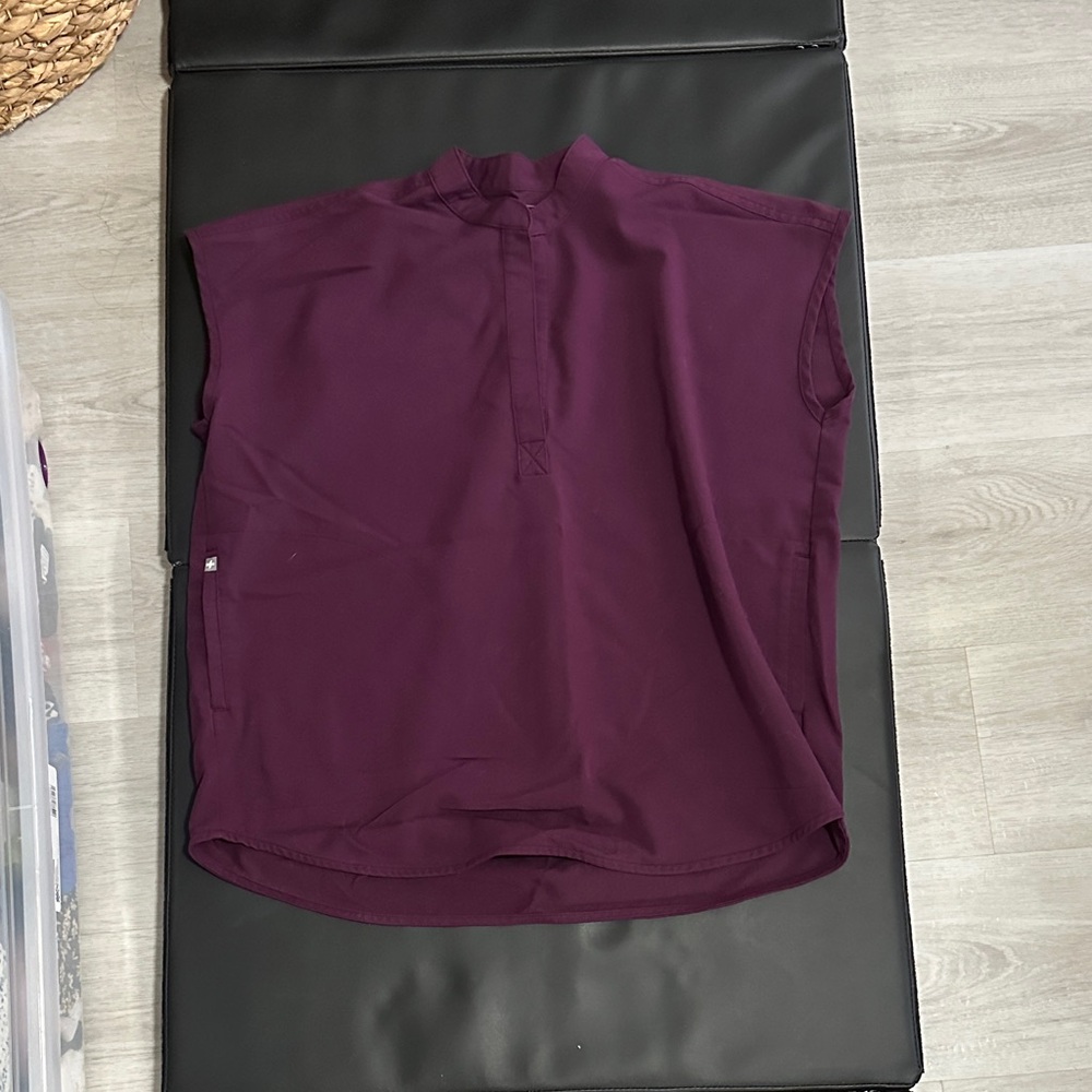 Figs Rafaela Top & Zamora Jogger Scrub Set